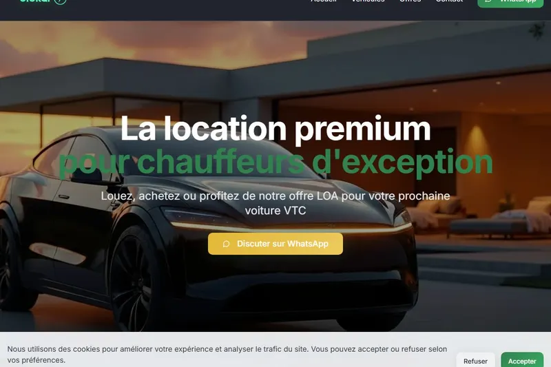 Page d'accueil du site Elekar : un SUV noir premium devant une villa au coucher du soleil, titre « La location premium pour chauffeurs d'exception » et un bouton de contact.